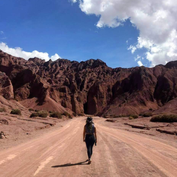 Valle do Arco-Íris - Um espetáculo natural de cores esculpidas pelo tempo.
